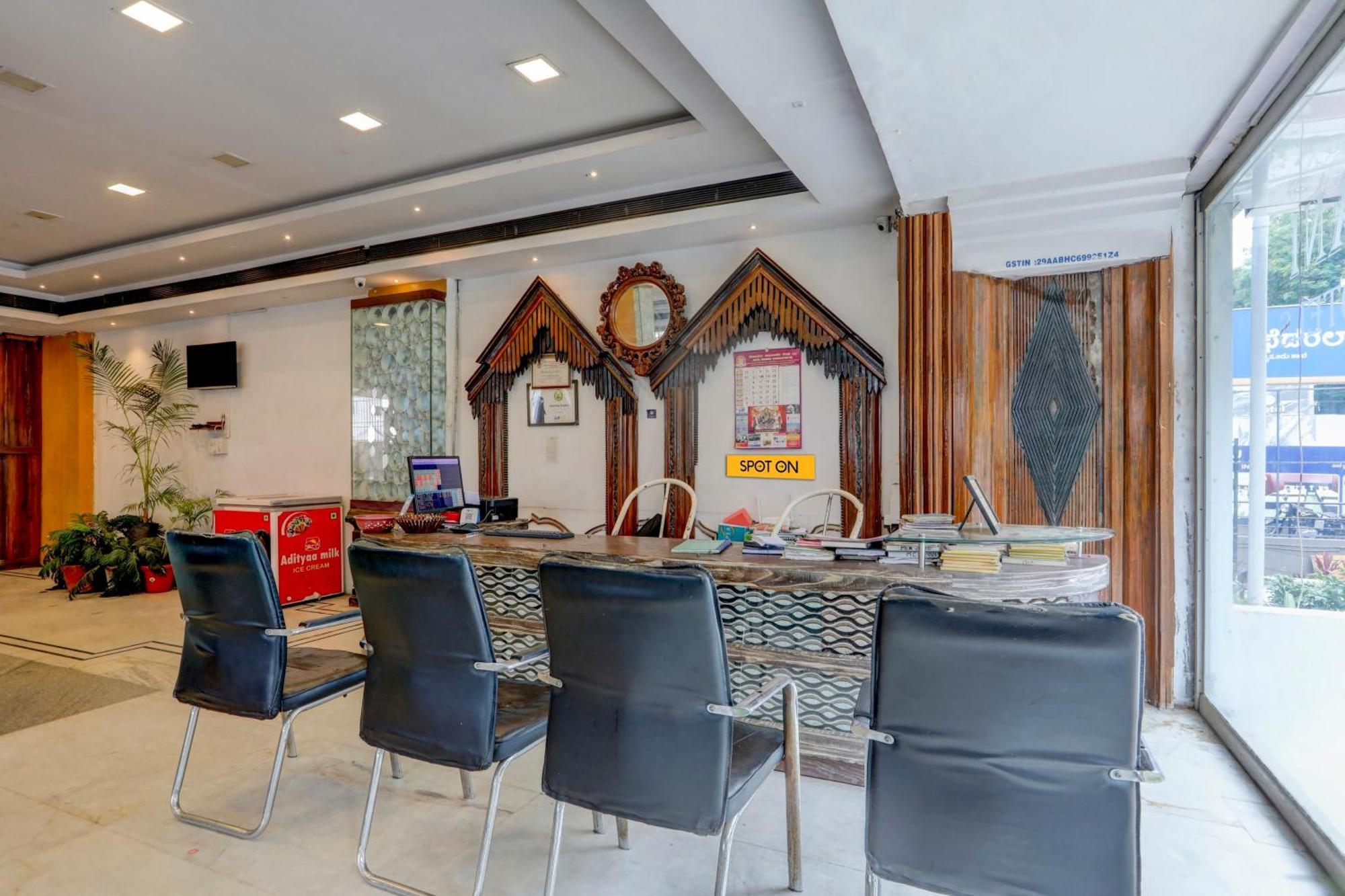 Hotel O Rajdhani Group Of Hotels Mysore Exteriör bild